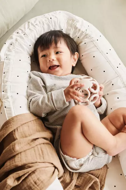 Liewood purulelu pallo, hiekka - Vauvalelut - lw17563100744 - 2